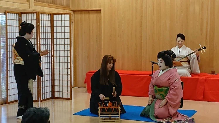 온천 전통 예능